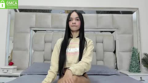 Stefany online show from 4, 1, 2025