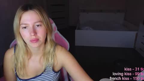 Snapshot of stefany_and_bettany chatting on 23, 10, 2025 stefany_and_bettany online show from 23, 10, 2025