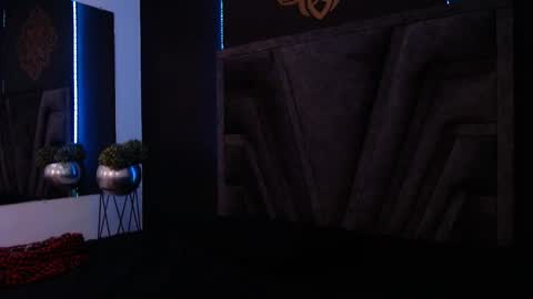 Stefany Brown online show from 18, 2, 2025