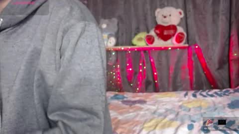 Snapshot of stefany_pablo1 chatting on 19, 11, 2025 stefany_pablo1 online show from 19, 11, 2025