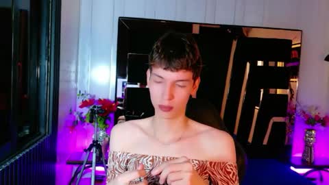 Snapshot of stefany_piink chatting on 18, 4, 2026 stefany piink online show from 18, 4, 2026