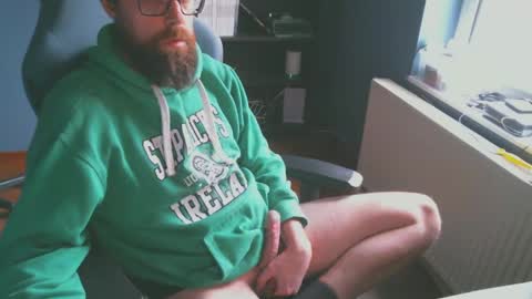 Snapshot of stefffg chatting on 15, 2, 2025 MeStef online show from 15, 2, 2025