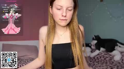 STEFI  Streams every day from 10 PM GTM1  online show from 20, 2, 2026