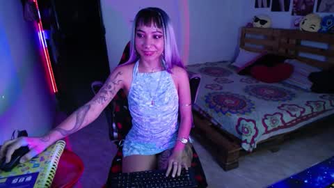   online show from 31, 10, 2025