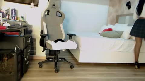 Zuly online show from 12, 9, 2025