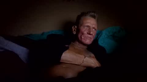 Snapshot of stefy1037 chatting on 23, 1, 2025 stefy1037 online show from 23, 1, 2025