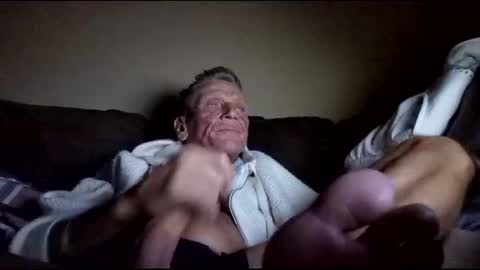 Snapshot of stefy1037 chatting on 7, 2, 2025 stefy1037 online show from 7, 2, 2025