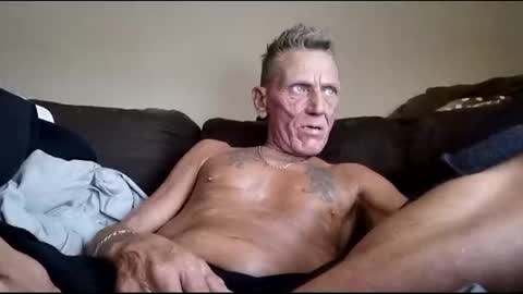 Snapshot of stefy1037 chatting on 3, 3, 2025 stefy1037 online show from 3, 3, 2025