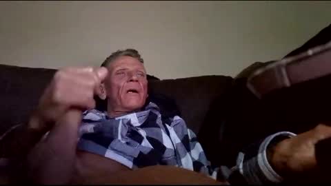 Snapshot of stefy1037 chatting on 12, 3, 2025 stefy1037 online show from 12, 3, 2025