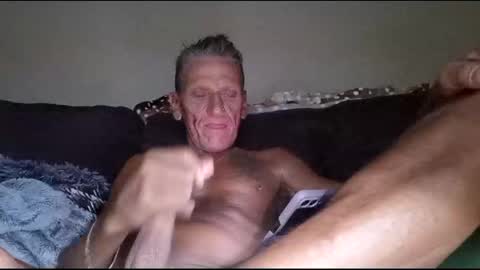 Snapshot of stefy1037 chatting on 2, 10, 2025 stefy1037 online show from 2, 10, 2025