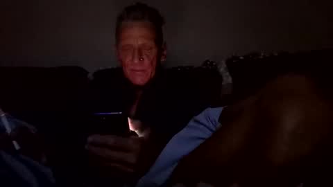 Snapshot of stefy1037 chatting on 12, 10, 2025 stefy1037 online show from 12, 10, 2025