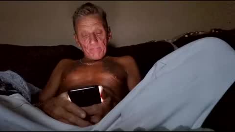 Snapshot of stefy1037 chatting on 22, 10, 2025 stefy1037 online show from 22, 10, 2025