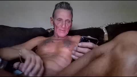 Snapshot of stefy1037 chatting on 23, 11, 2025 stefy1037 online show from 23, 11, 2025