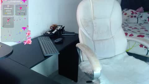 Estefany online show from 29, 11, 2025