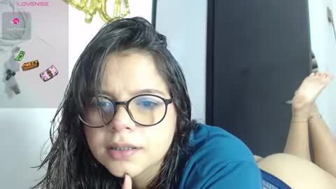 Snapshot of stefy_loveee chatting on 5, 8, 2026 Stefy independent girl online show from 5, 8, 2026