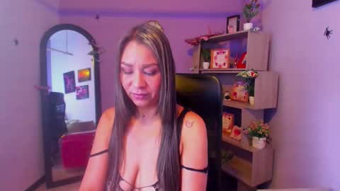 stefy_zea online show from 4, 11, 2025