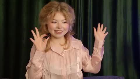 Snapshot of stela_vanila chatting on 2, 4, 2026 Stella online show from 2, 4, 2026