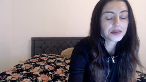 Stella John online show from 25, 9, 2025