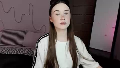 Snapshot of stella_sunny chatting on 10, 1, 2026 stella_sunny online show from 10, 1, 2026