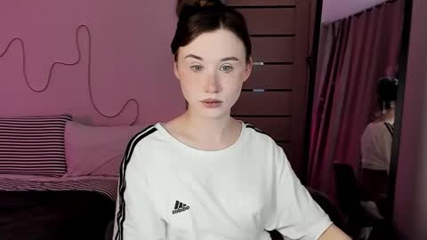 Snapshot of stella_sunny chatting on 11, 1, 2026 stella_sunny online show from 11, 1, 2026