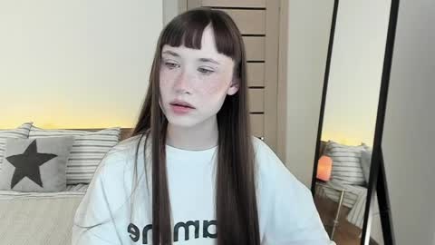 Snapshot of stella_sunny chatting on 8, 4, 2026 stella_sunny online show from 8, 4, 2026