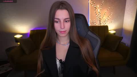 stellahoneywell online show from 20, 11, 2025