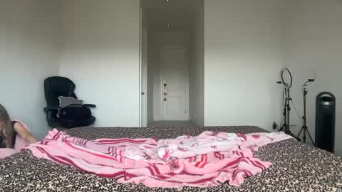 Snapshot of stellapearl chatting on 9, 9, 2025 stellapearl online show from 9, 9, 2025