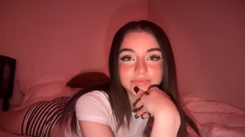 Snapshot of stellapearl chatting on 7, 10, 2025 stellapearl online show from 7, 10, 2025