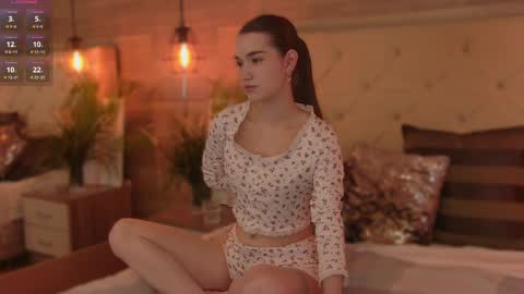 Snapshot of stellapierces chatting on 8, 4, 2026 stellapierces online show from 8, 4, 2026