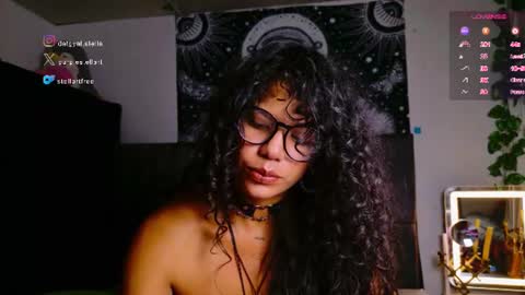Snapshot of stellart_ chatting on 9, 7, 2026 stellart_ online show from 9, 7, 2026