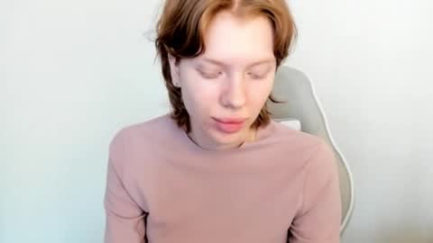 S T E L L A online show from 4, 2, 2026