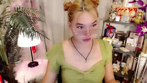 Snapshot of stellaxtemptationx chatting on 13, 4, 2026 Stella sweet online show from 13, 4, 2026
