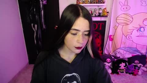 Snapshot of stephani_rousso chatting on 9, 3, 2026 joha cosmo online show from 9, 3, 2026