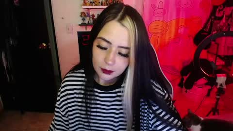 Snapshot of stephani_rousso chatting on 21, 4, 2026 joha cosmo online show from 21, 4, 2026