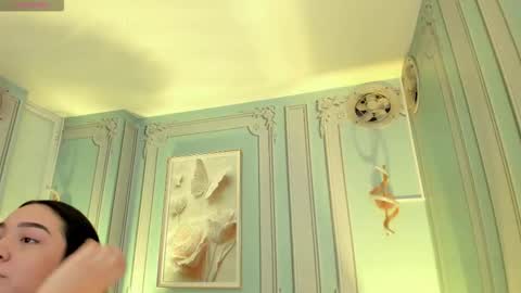         online show from 22, 11, 2025