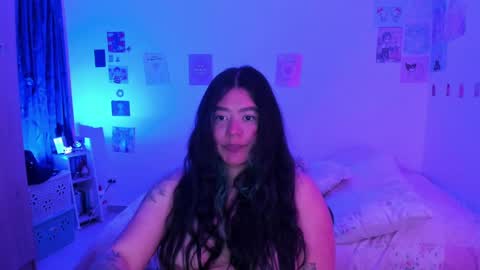 Stephanie  online show from 26, 12, 2024