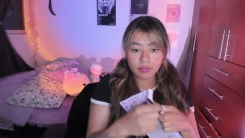 Stephanie  online show from 31, 3, 2026