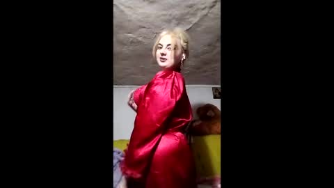 Stephany online show from 6, 4, 2026