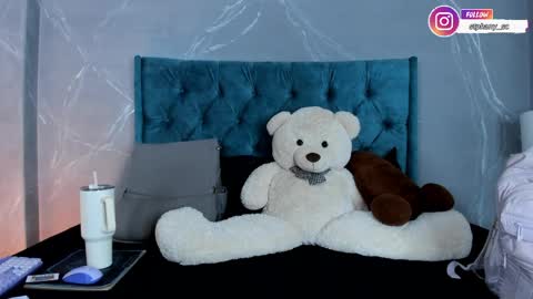 Stefanny online show from 16, 4, 2026