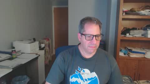 Snapshot of stephenhal9 chatting on 15, 4, 2026 stephenhal9 online show from 15, 4, 2026