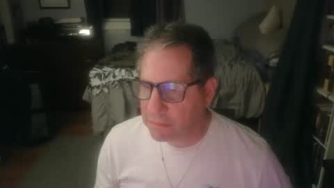 Snapshot of stephenhal9 chatting on 27, 4, 2026 stephenhal9 online show from 27, 4, 2026