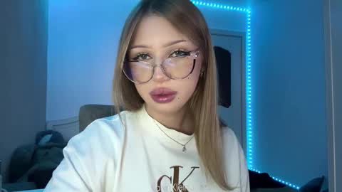 Snapshot of stepheniesemans chatting on 14, 3, 2026 Stef online show from 14, 3, 2026