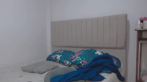 Snapshot of stepmom_slut_50_ chatting on 12, 3, 2026 Angie mature online show from 12, 3, 2026