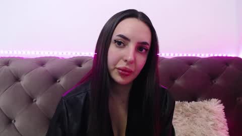 StepMommy19 online show from 19, 2, 2025