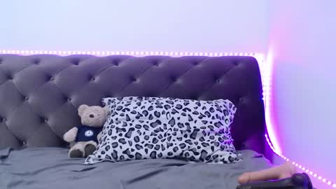 StepMommy19 online show from 16, 10, 2025