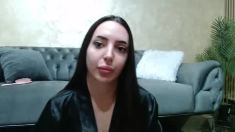 Snapshot of stepmommy19 chatting on 27, 6, 2026 StepMommy19 online show from 27, 6, 2026