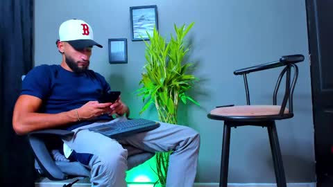 Snapshot of stev_velez chatting on 7, 10, 2025 Steve online show from 7, 10, 2025