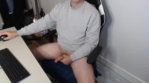 Snapshot of steve_oo8 chatting on 3, 11, 2025 steve_oo8 online show from 3, 11, 2025