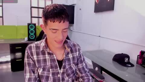 Stevenn online show from 23, 2, 2025