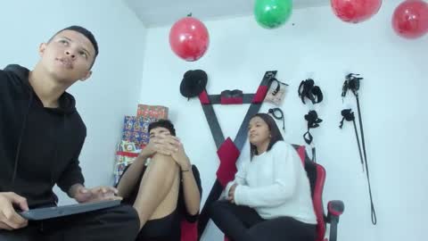 Snapshot of steven19_latinboy chatting on 21, 12, 2025 Steven online show from 21, 12, 2025